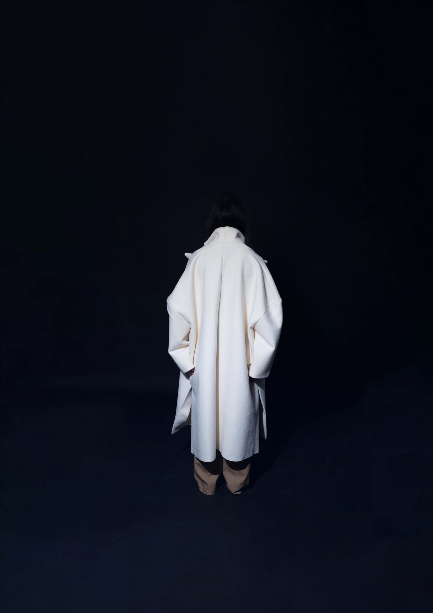 OVERSIZED WOOLEN COAT